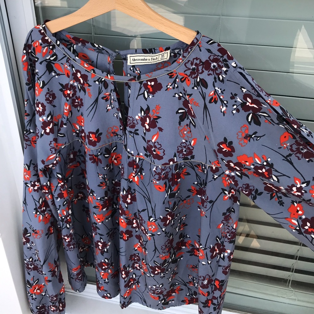 Abercrombie top